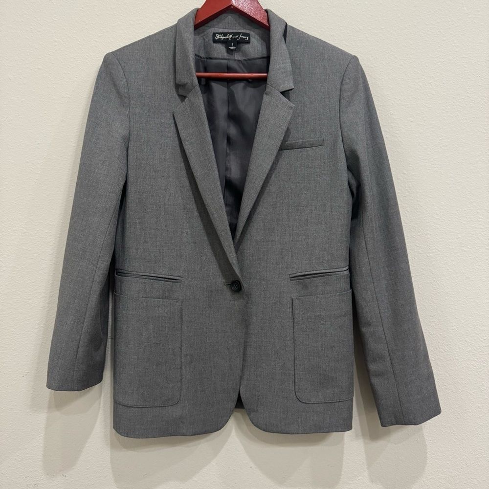 Elizabeth and James Size‎ 8 Blazer Gray One Button